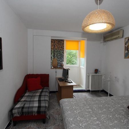 Piata Resita Host Apartment Bucharest Luaran gambar